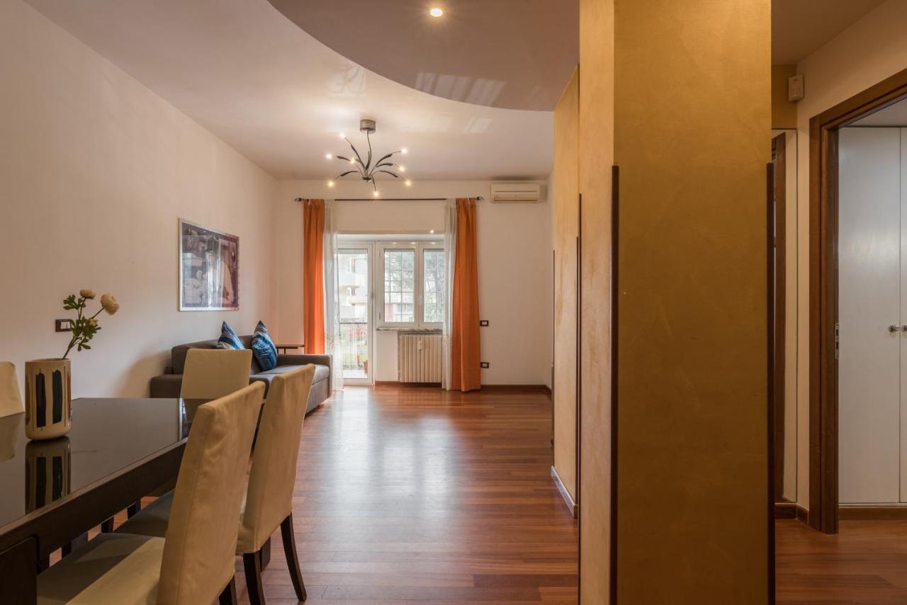 Appartement Bright 2 Bedroom And Balcony Rome