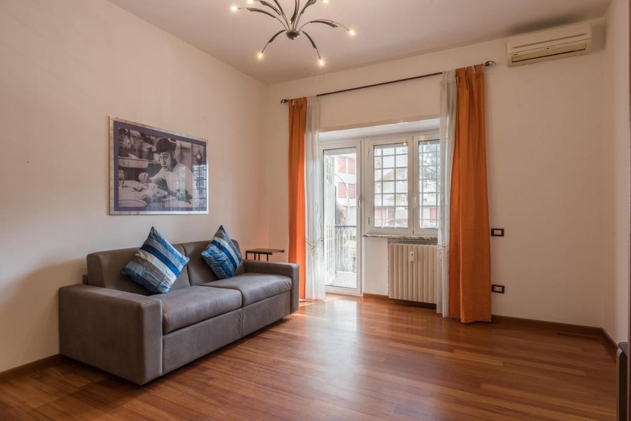 Appartement Bright 2 Bedroom And Balcony